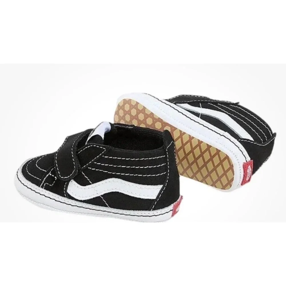 NEW Vans Sk8-Hi Crib Shoes Infant Size 4 Black True White VN0A346P6BT New